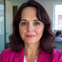 Teresa Hess headshot