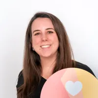 Livia de Bastos Martini headshot