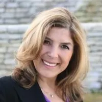 Silvia Van Dusen headshot