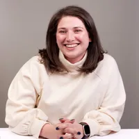 Heather Cassar headshot