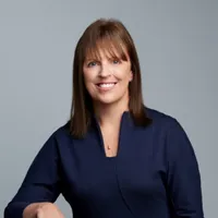 Judith Nelson headshot