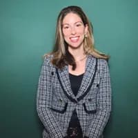 Randi Seran headshot