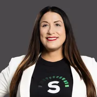 Erin McAuley headshot