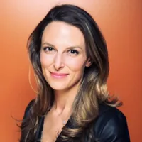 Lauren Tropeano headshot